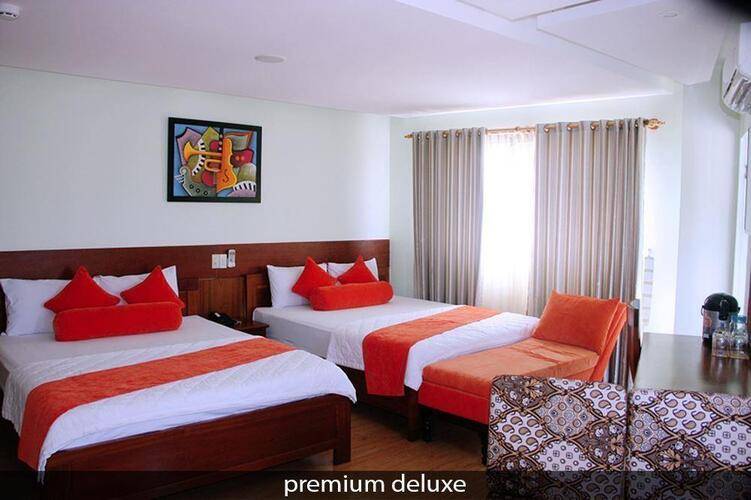 Art Deluxe Hotel