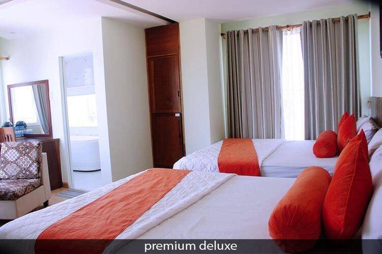 Art Deluxe Hotel