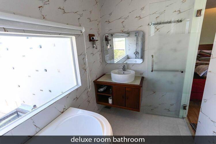 Art Deluxe Hotel