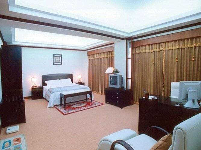 Yan Ling Hotel