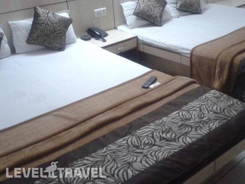 Фотография Surya Plaza