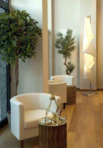 Athens Center Square Hotel