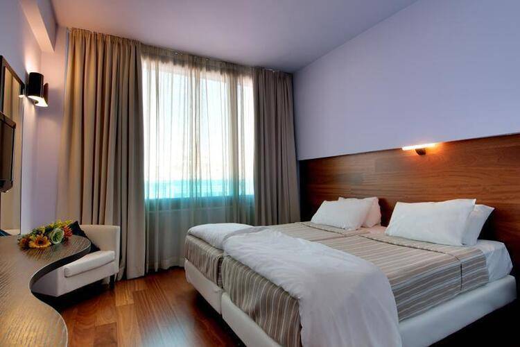 Athens Center Square Hotel