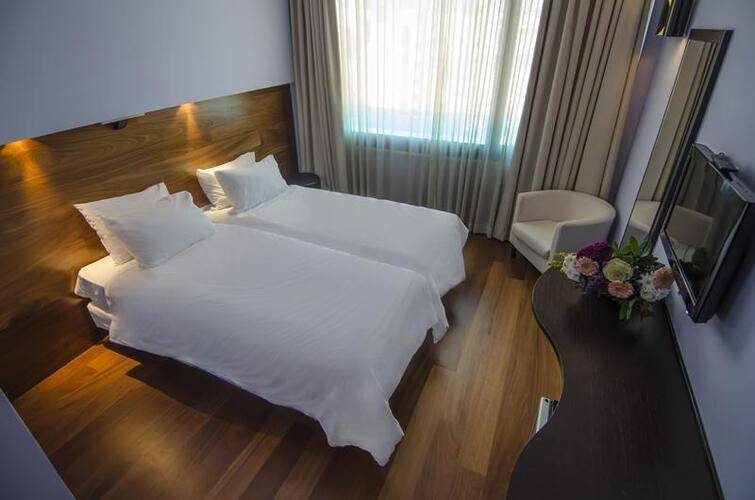 Athens Center Square Hotel