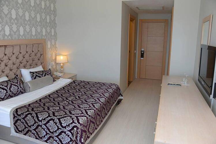 La Perla Hotel Kemer (Ex.Maya World Imperial)