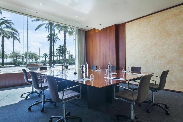 Best Front Maritim Hotel — фото 40