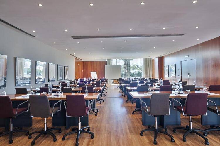 Best Front Maritim Hotel — фото 38