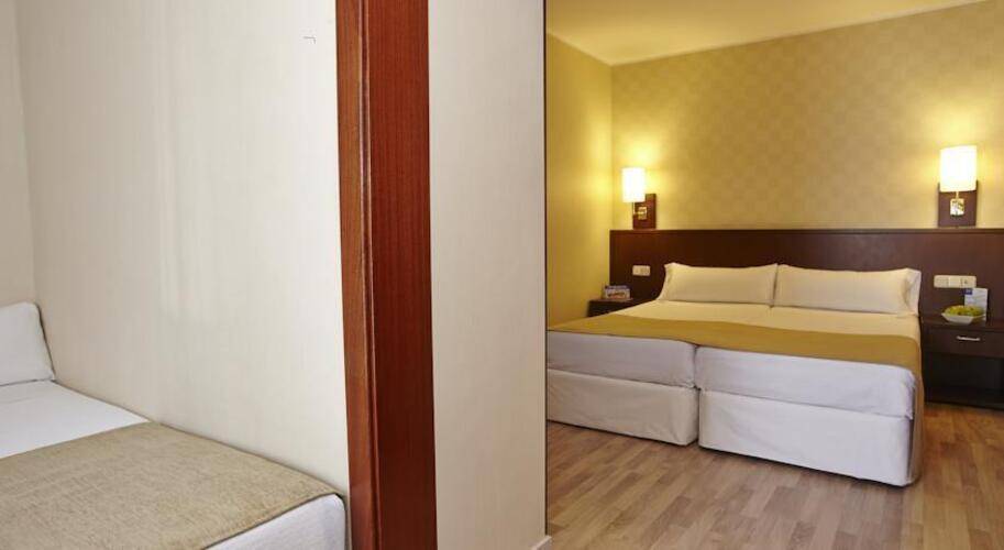 Hcc Taber Hotel