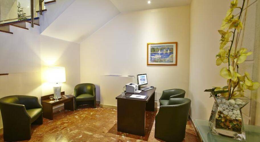 Hcc Taber Hotel