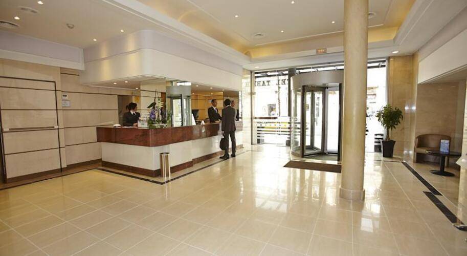 Hcc Taber Hotel