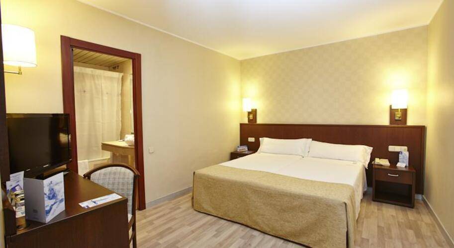 Hcc Taber Hotel