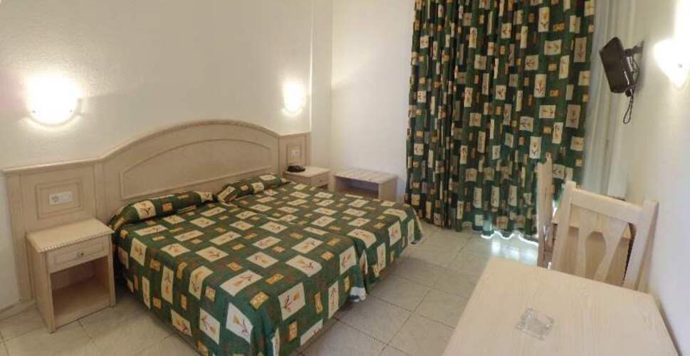 La Carabela Hotel