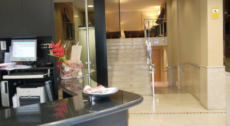 Casual Colours Barcelona (Ex. Medium Prisma Hotel) — фото 16