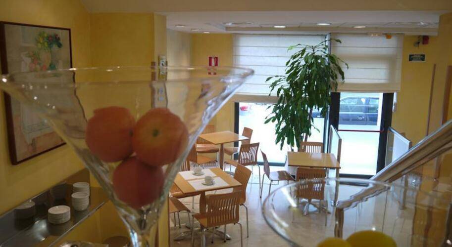 Casual Colours Barcelona (Ex. Medium Prisma Hotel) — фото 17