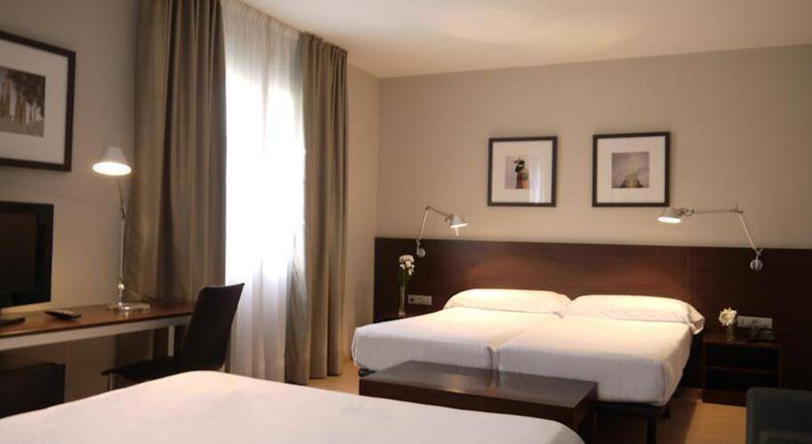 Casual Colours Barcelona (Ex. Medium Prisma Hotel) — фото 21