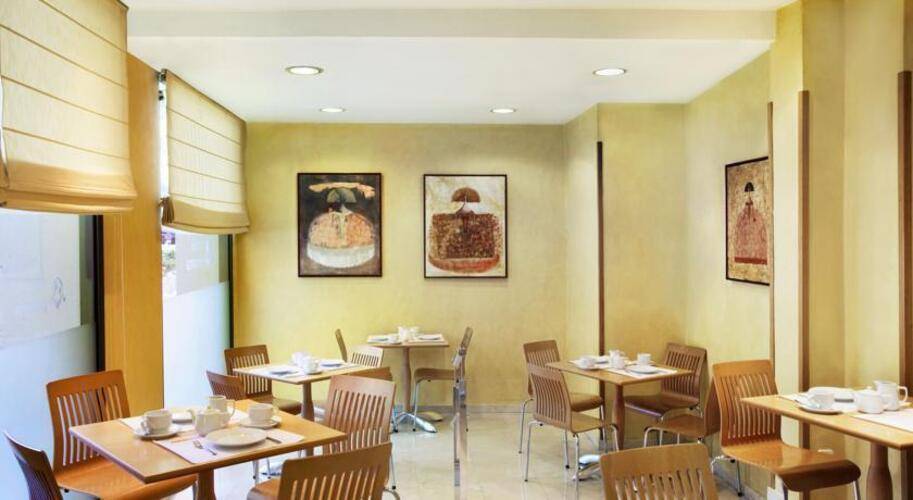 Casual Colours Barcelona (Ex. Medium Prisma Hotel) — фото 8