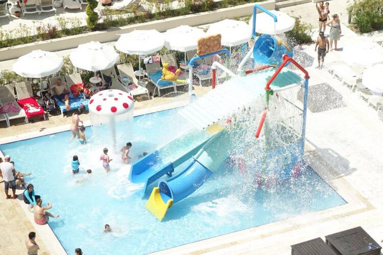 Ramada Resort By Wyndham Kusadasi & Golf