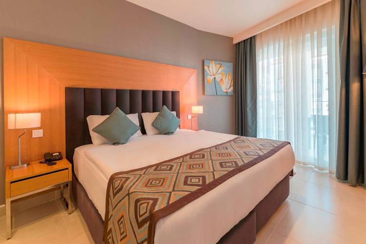 Ramada Resort By Wyndham Kusadasi & Golf