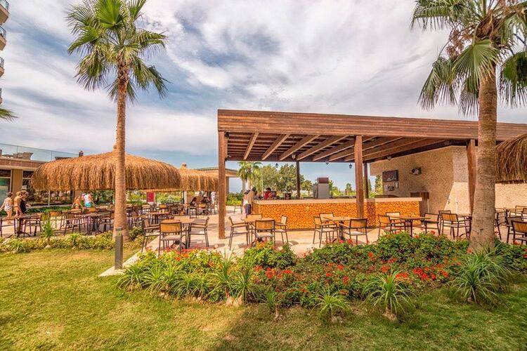 Ramada Resort By Wyndham Kusadasi & Golf