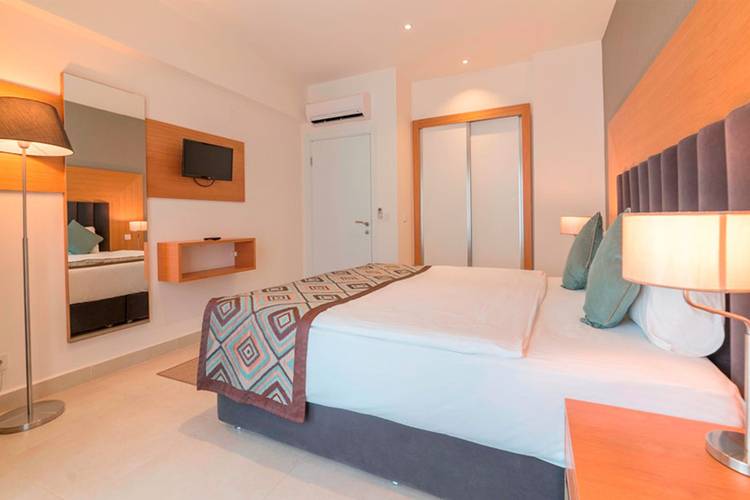 Ramada Resort By Wyndham Kusadasi & Golf