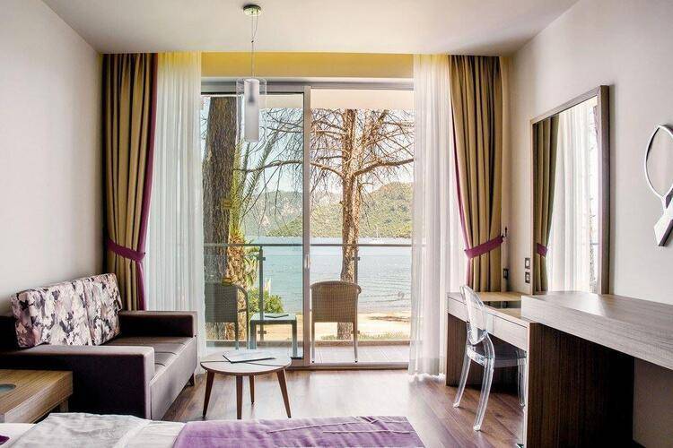 Orka Lotus Beach Hotel