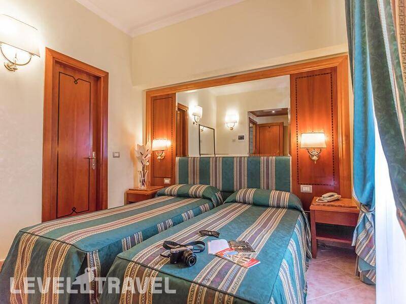 Фотография Lux Hotel