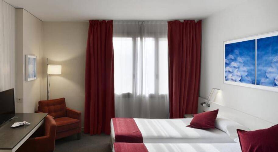 Sercotel Amister Art Hotel — фото 6