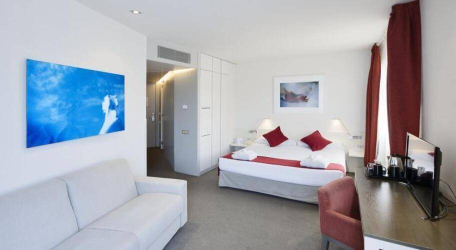 Sercotel Amister Art Hotel — фото 10