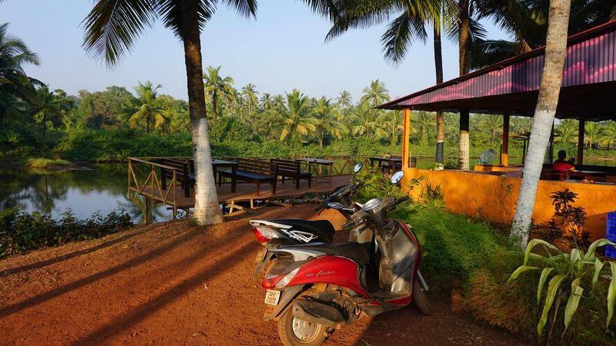 Om Lake Resort