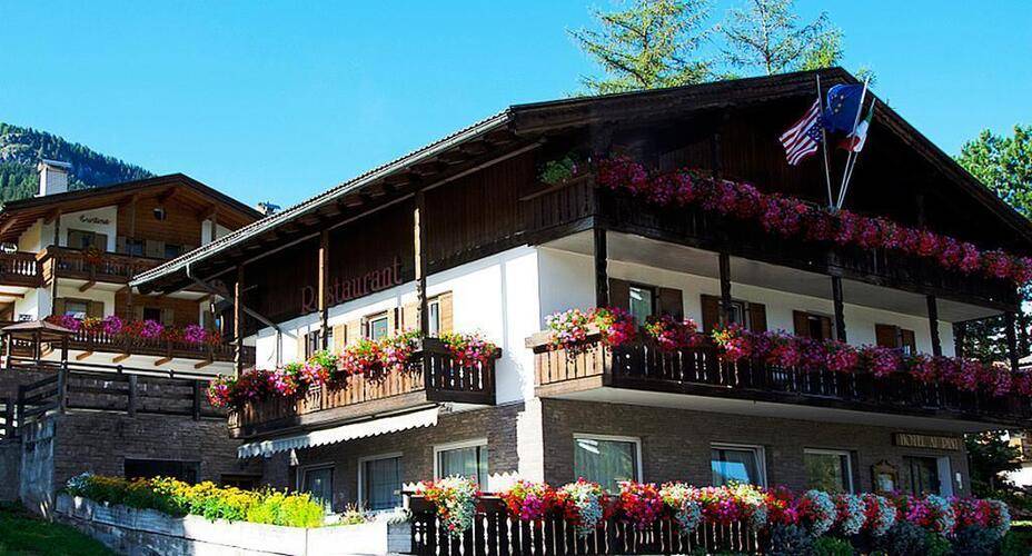 Ai Pini Hotel