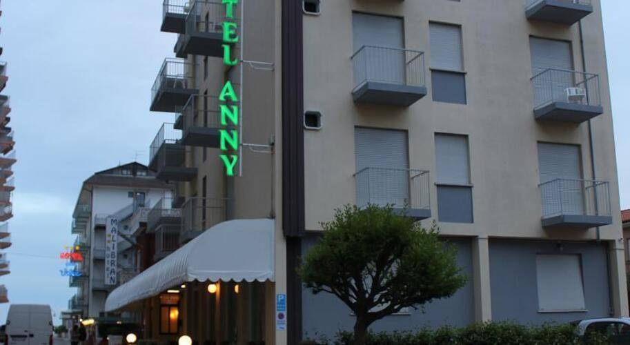 Anny Hotel