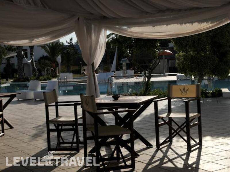 Фотография La Couronne Hotel