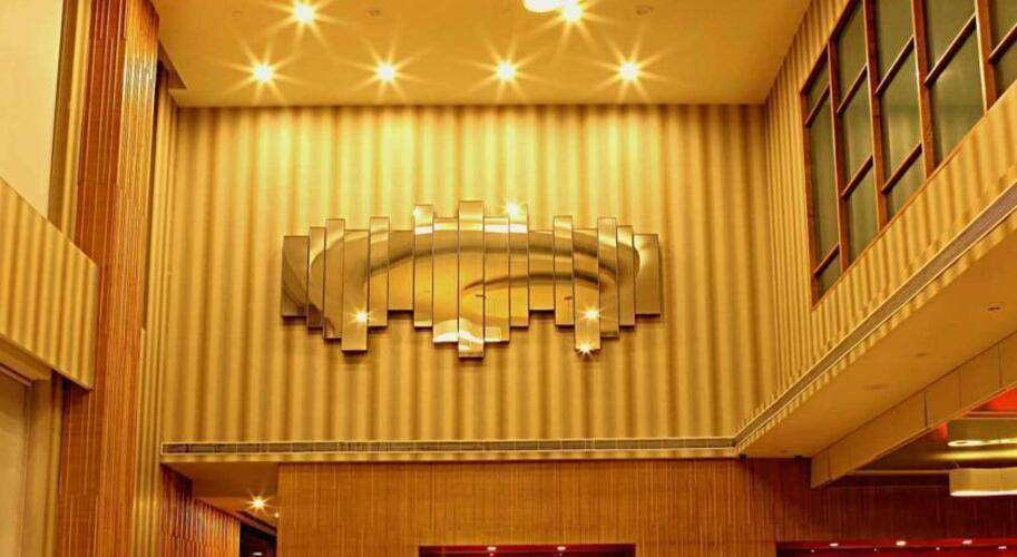 The Metropolitan Hotel & Spa