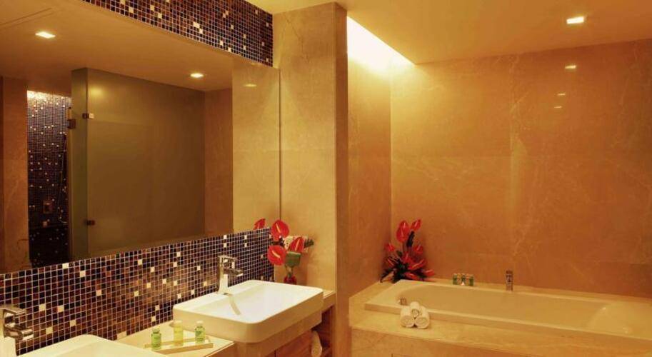 The Metropolitan Hotel & Spa