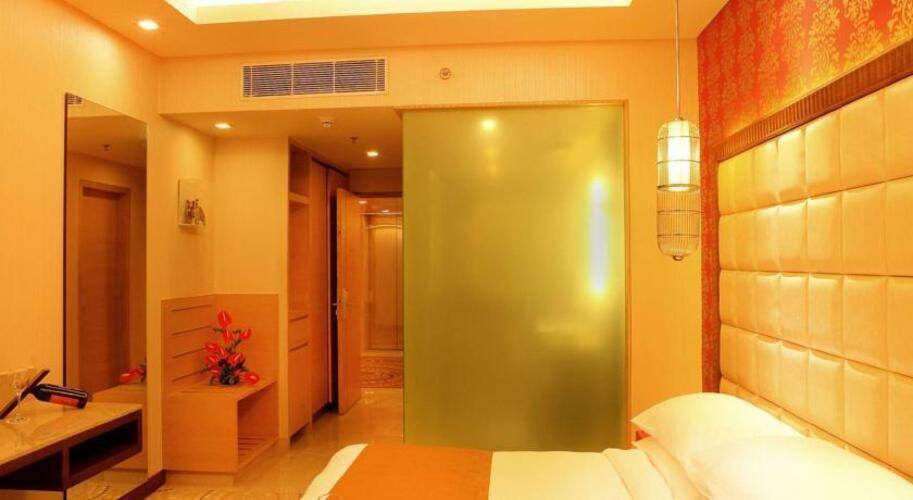 The Metropolitan Hotel & Spa