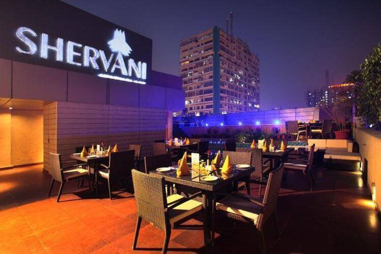 Shervani Nehru Palace Hotel