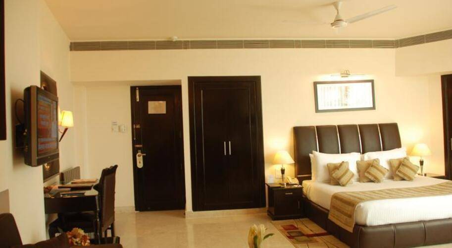 Shanti Palace Hotel