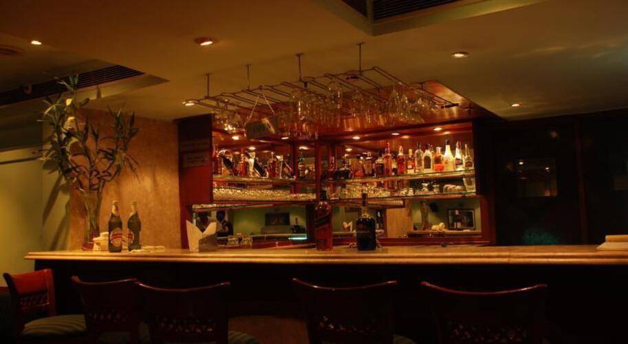 Shanti Palace Hotel