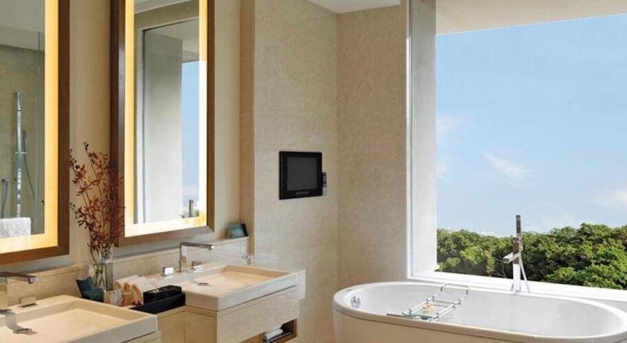 The Oberoi Gurgaon Hotel