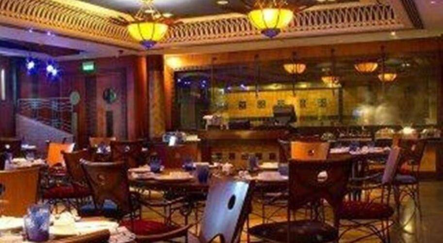 Radisson Blu Marina Hotel Connaught Place