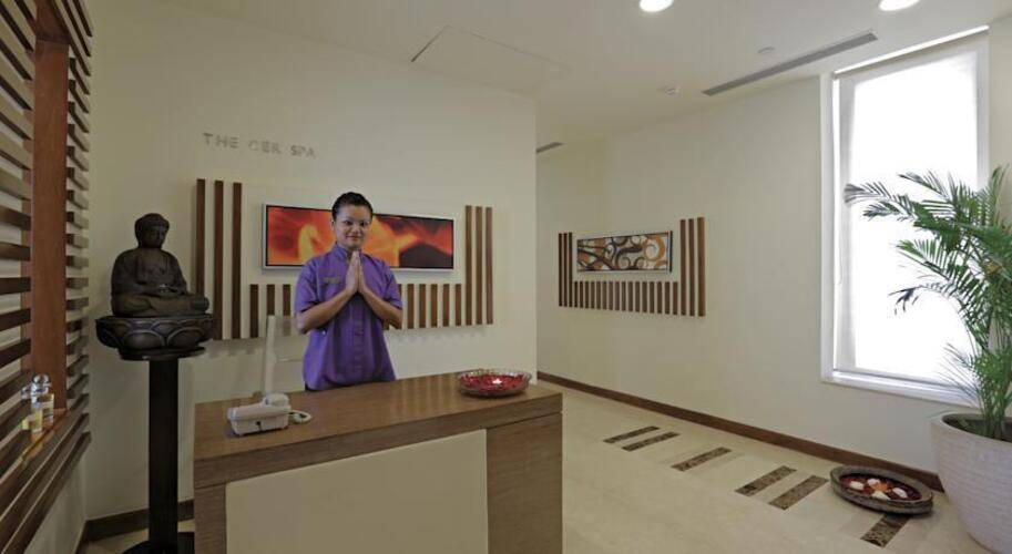 Radisoon Blu Hotel Greater Noida