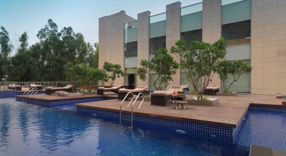 Radisoon Blu Hotel Greater Noida