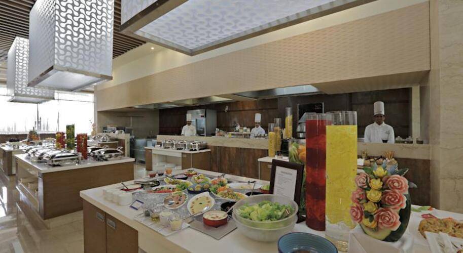 Radisoon Blu Hotel Greater Noida