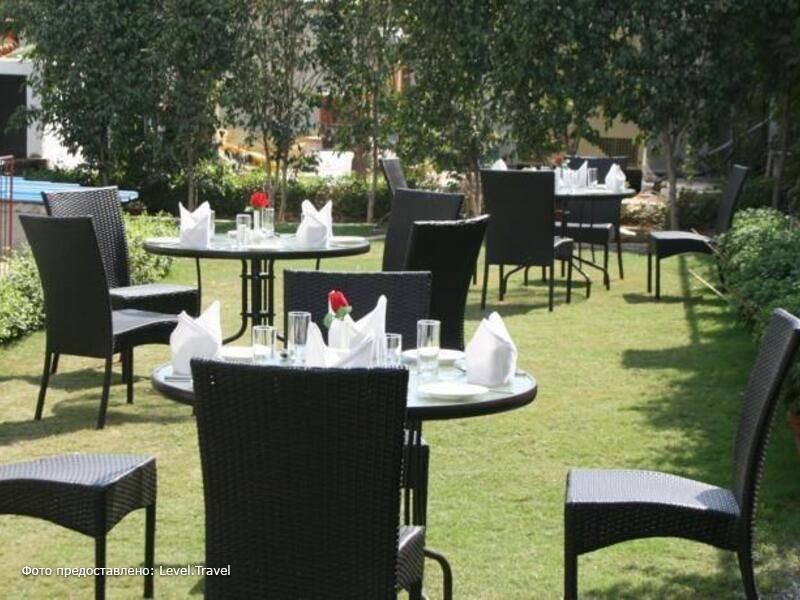 Фотография Mantra Amaltas Hotel