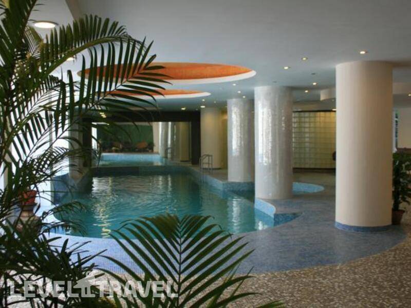 Фотография Mantra Amaltas Hotel