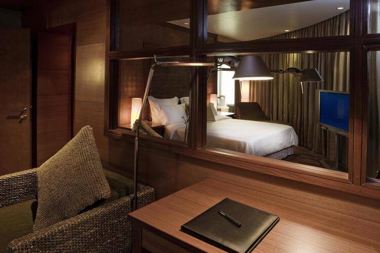 Le Meridien New Delhi Hotel