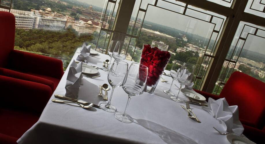 Le Meridien New Delhi Hotel