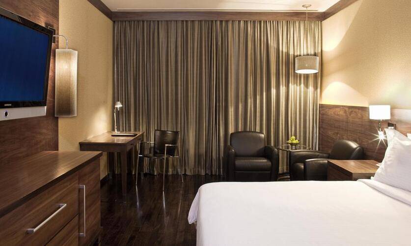 Le Meridien New Delhi Hotel