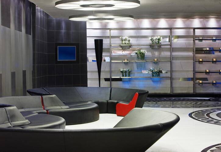Le Meridien New Delhi Hotel