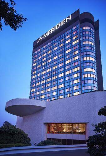 Le Meridien New Delhi Hotel